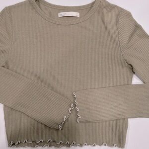 Oak + Fort ribbed cropped tee with ruffles